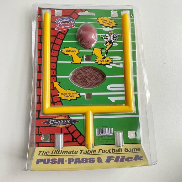 Old School Sports Push Pass & Flick Ultimate Table Football Game New Classic Toy - Picture 2 of 2